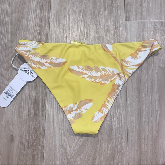 Sisstrevolution Carolyna Cheeky Swim Bottom NWT - Picture 3 of 5